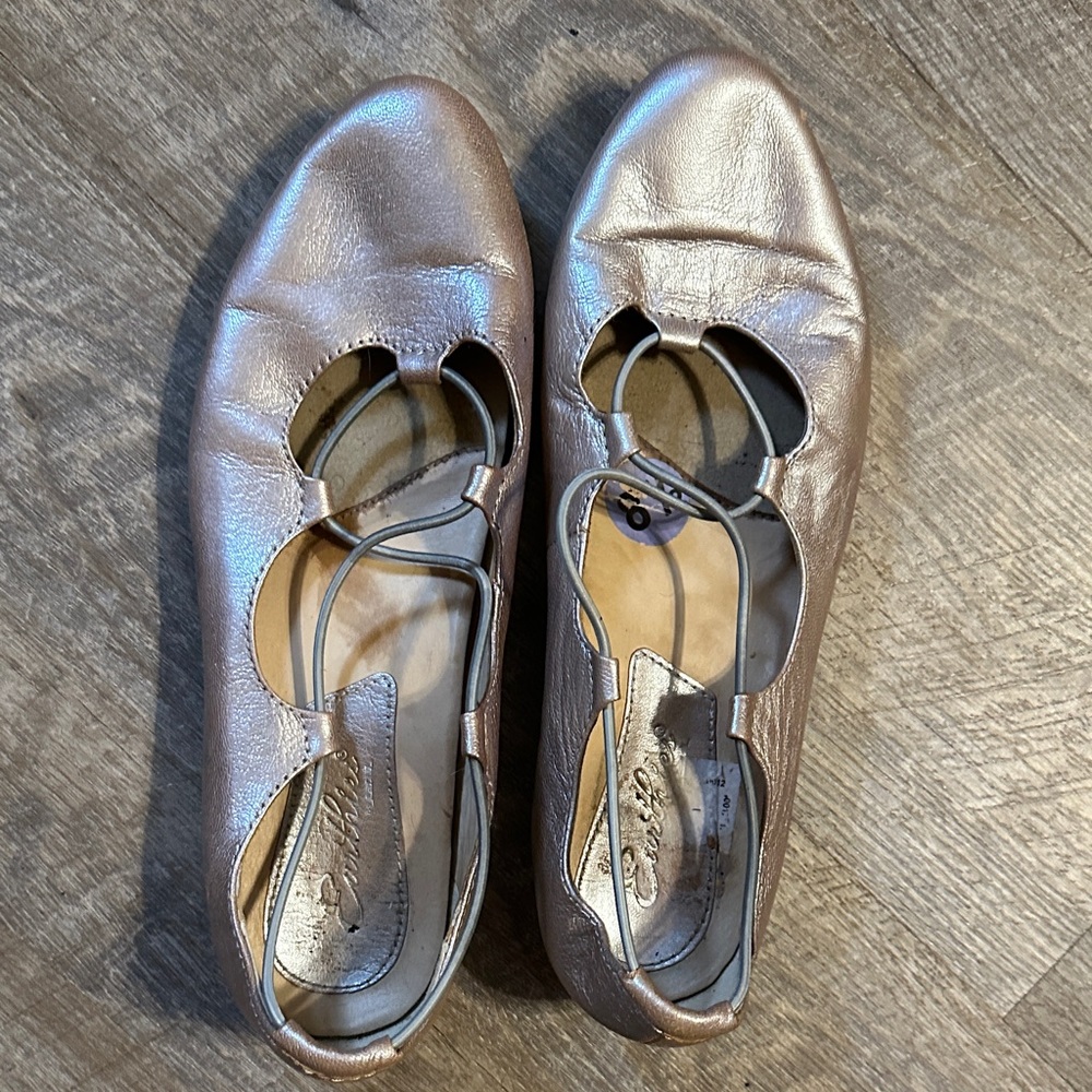 Earthies Rose Gold Women's Flats